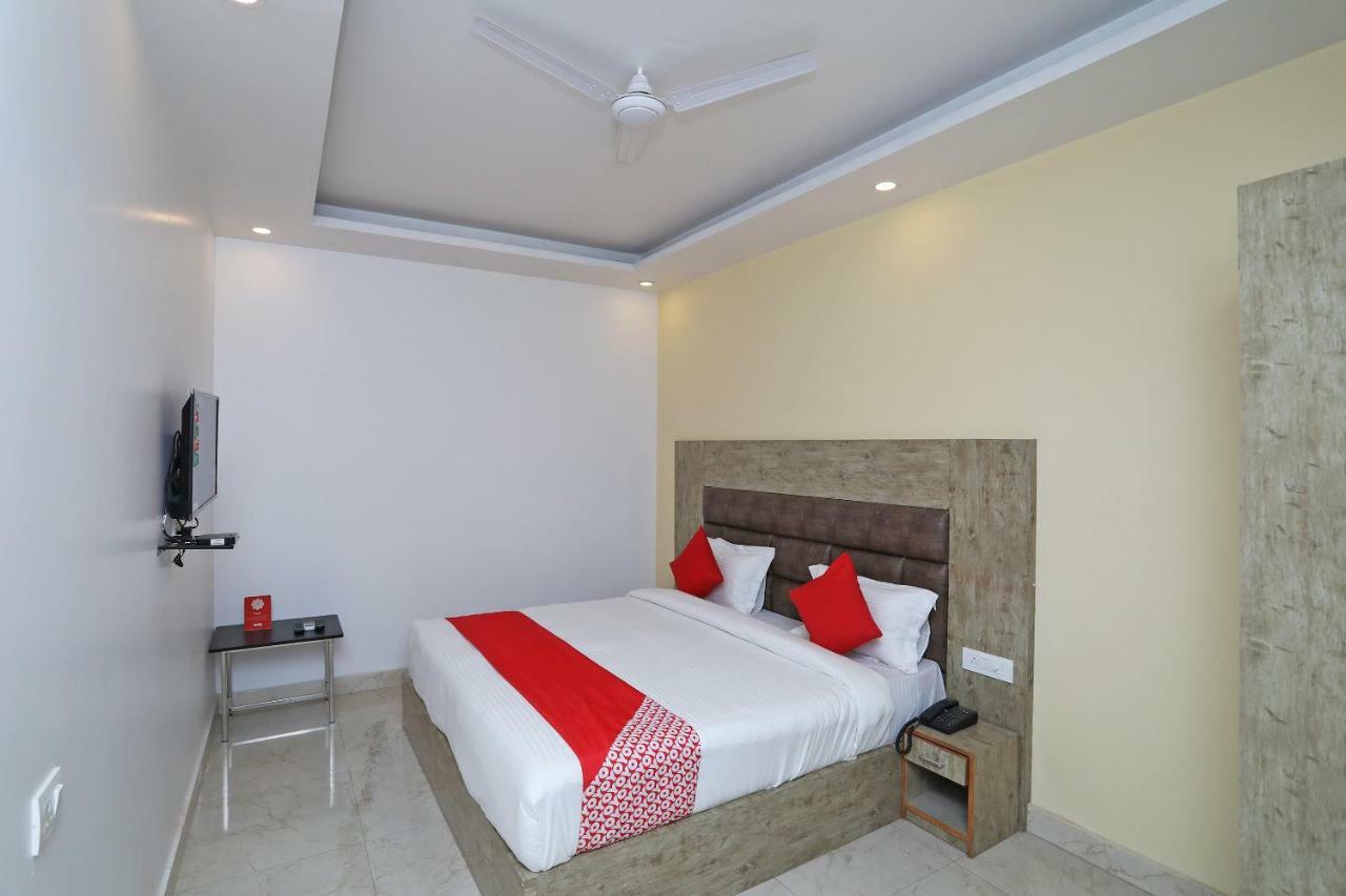 Oyo 43429 Star Glory Resort 하벨록섬 외부 사진