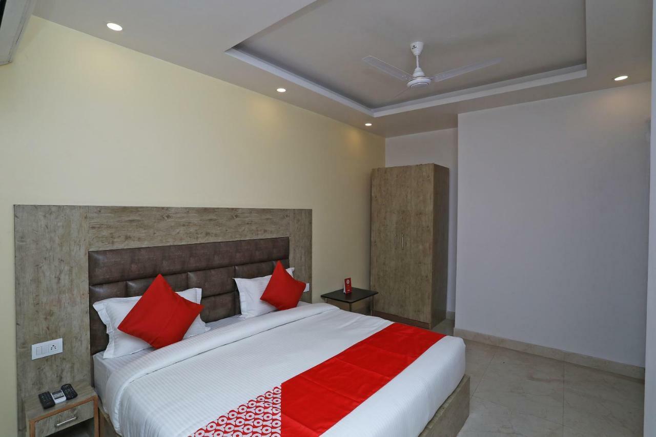 Oyo 43429 Star Glory Resort 하벨록섬 외부 사진